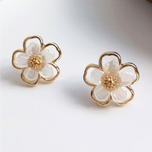 Iridescent Daisy 14k Gold Plated Earrings